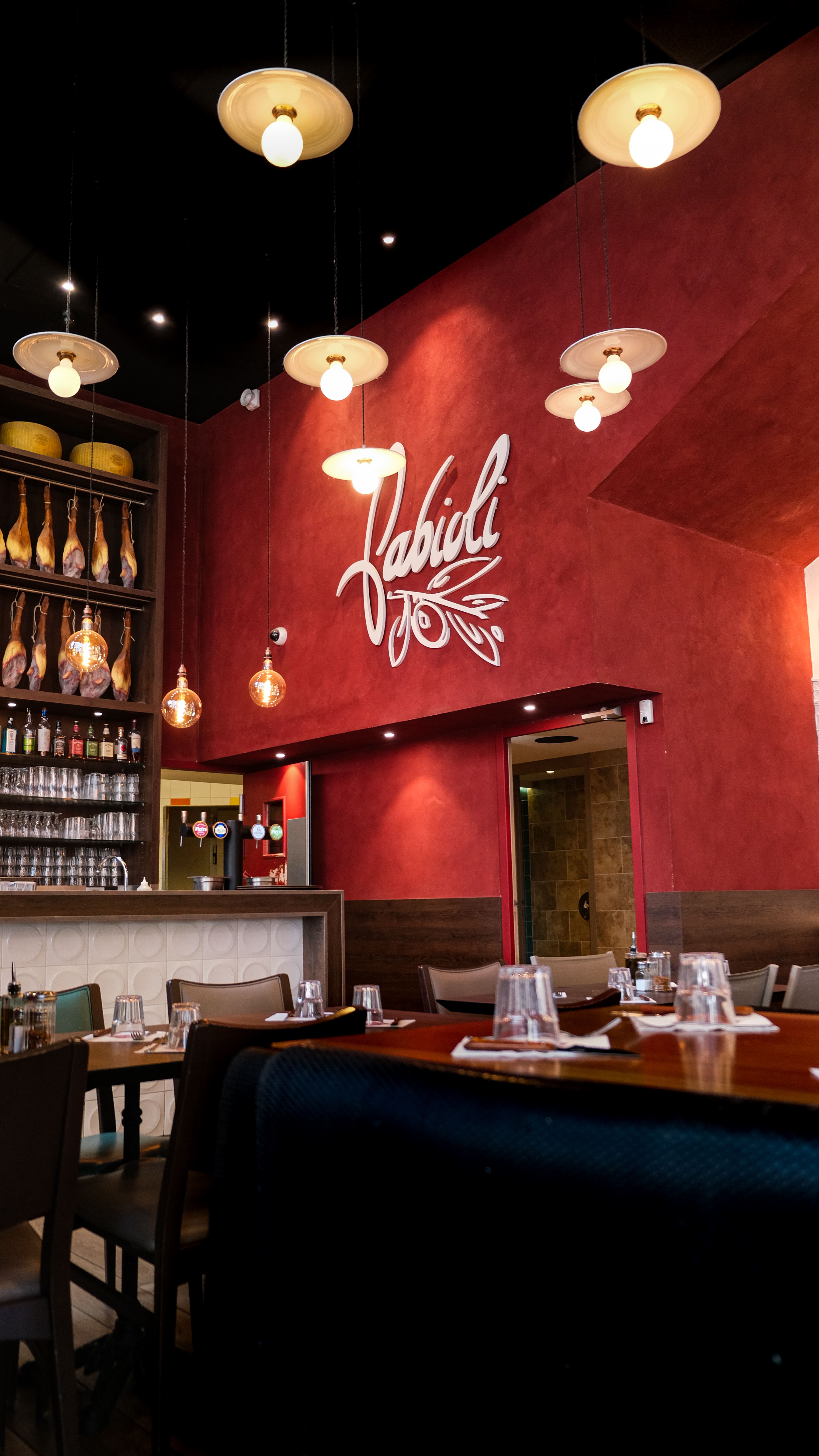 Salle du restaurant Fabioli de Villeurbanne, Carré de Soie